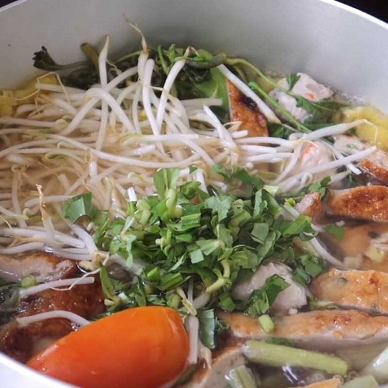 Bước 4 Nấu canh chua Canh chua cá thác lác