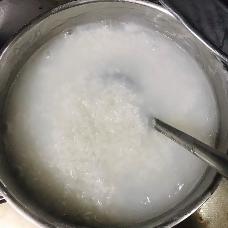Bước 2 Nấu cháo trắng Cháo hàu nấm rơm