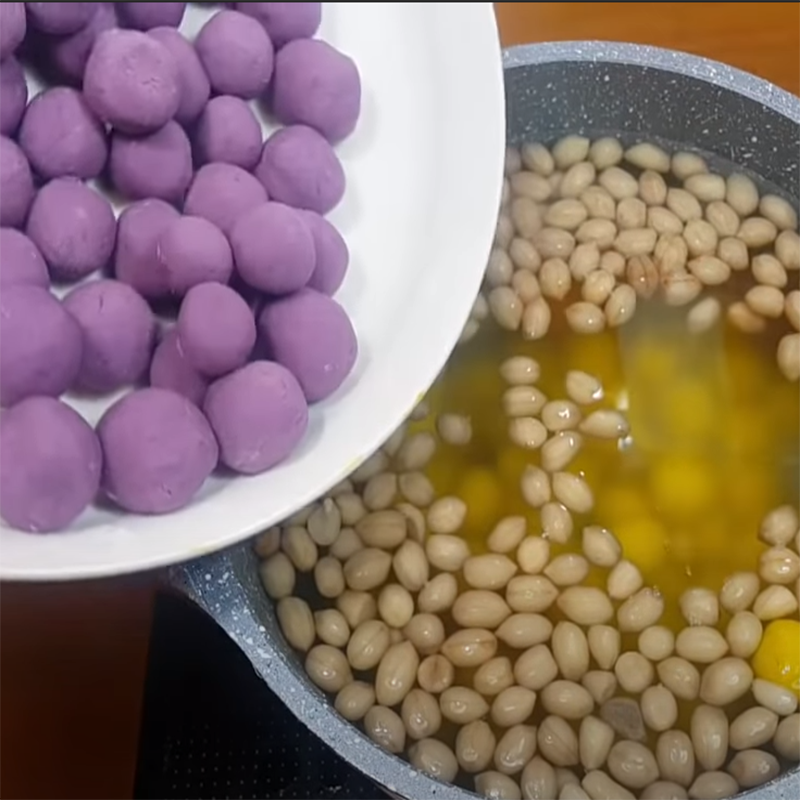 Bước 3 Nấu chè bí đỏ khoai lang Chè bí đỏ khoai lang
