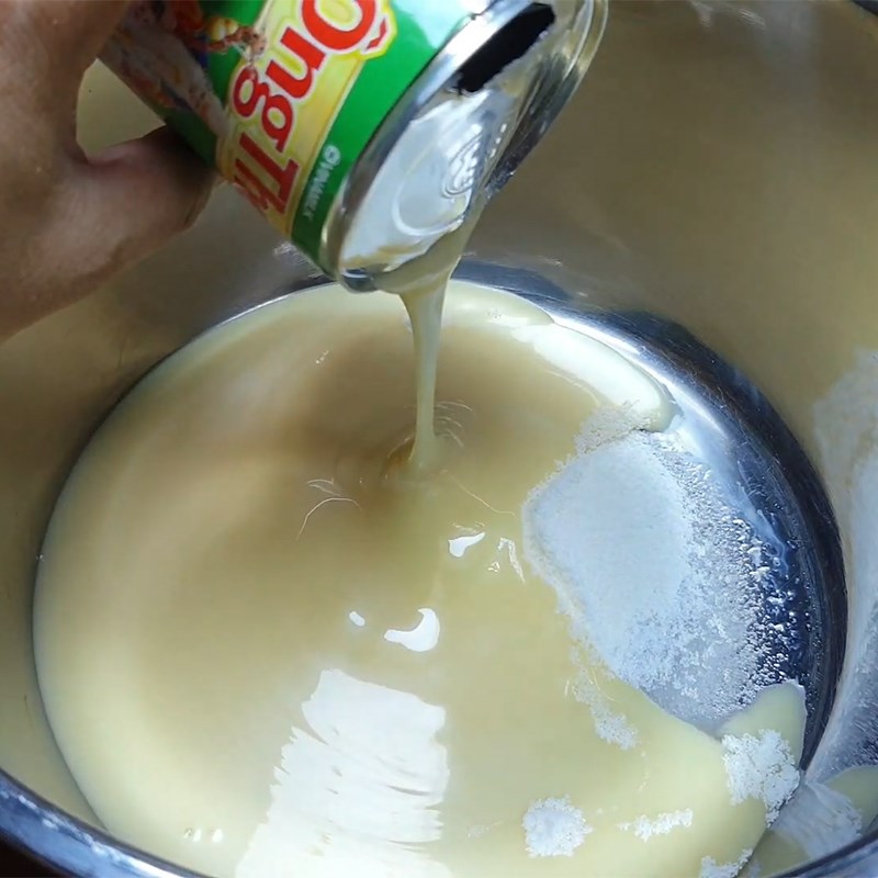 Bước 1 Nấu hỗn hợp sữa Kem siro bạc hà
