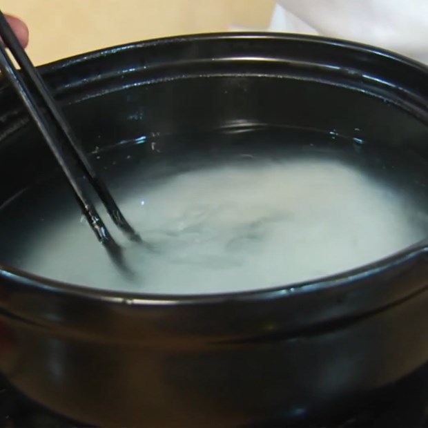 Bước 3 Nấu lẩu cháo Lẩu cháo gà đậu xanh