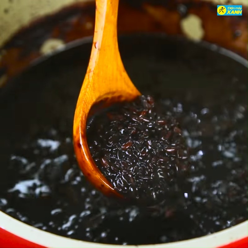 Bước 3 Nấu nếp cẩm Sữa chua nếp cẩm
