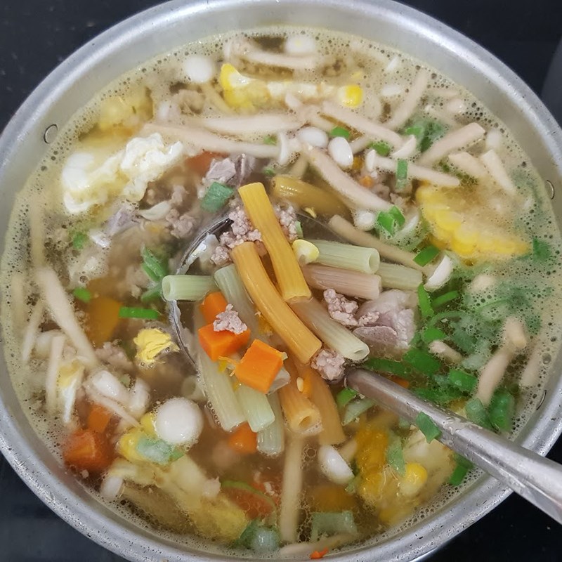 Bước 5 Nấu nui thịt băm Nui thịt băm