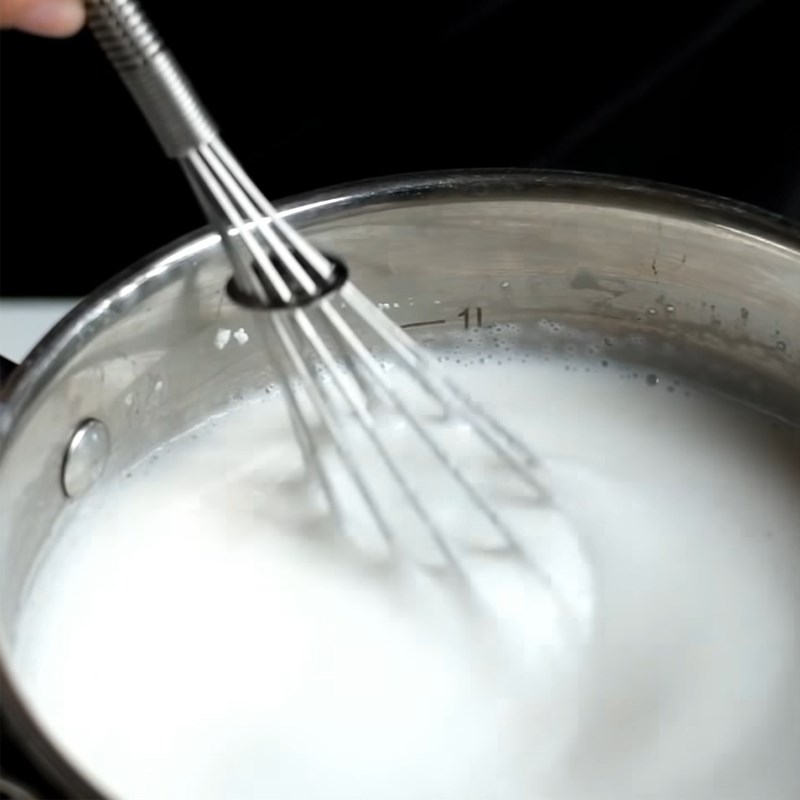 Bước 2 Nấu nước cốt dừa Kem dừa không Whipping Cream
