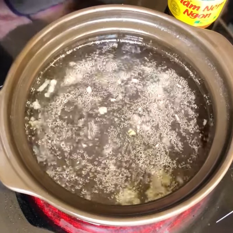 Bước 4 Nấu nước dùng Bò nhúng me