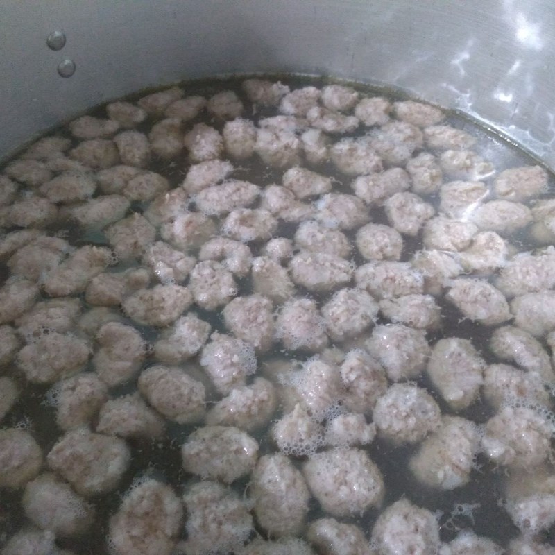 Bước 3 Nấu nước dùng Bún mọc sườn