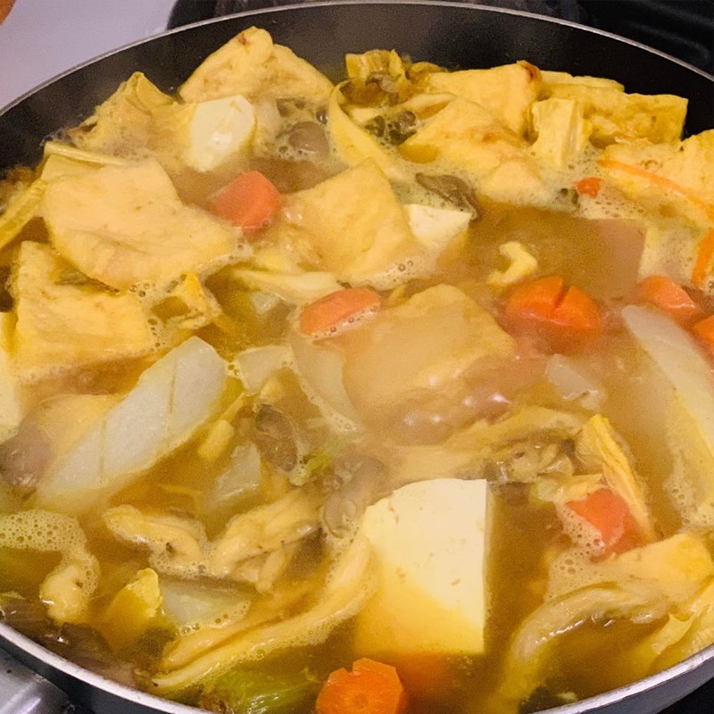 Bước 3 Nấu nước dùng Mì Quảng chay