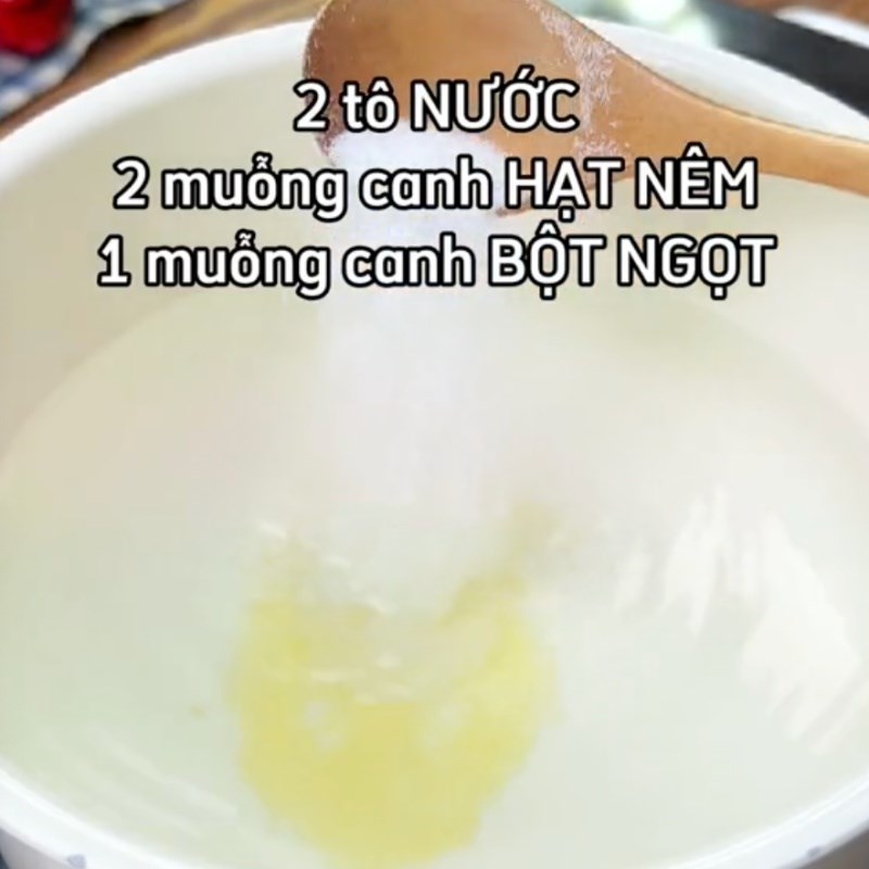 Bước 3 Nấu nước dùng Bún nước lèo (Công thức được chia sẻ bởi Tiktok Cách Nấu Ngon cùng Cách Nấu Ngon)