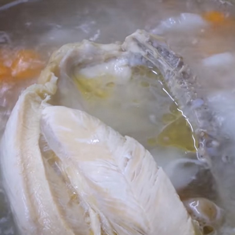 Bước 4 Nấu nước dùng Bánh canh gà
