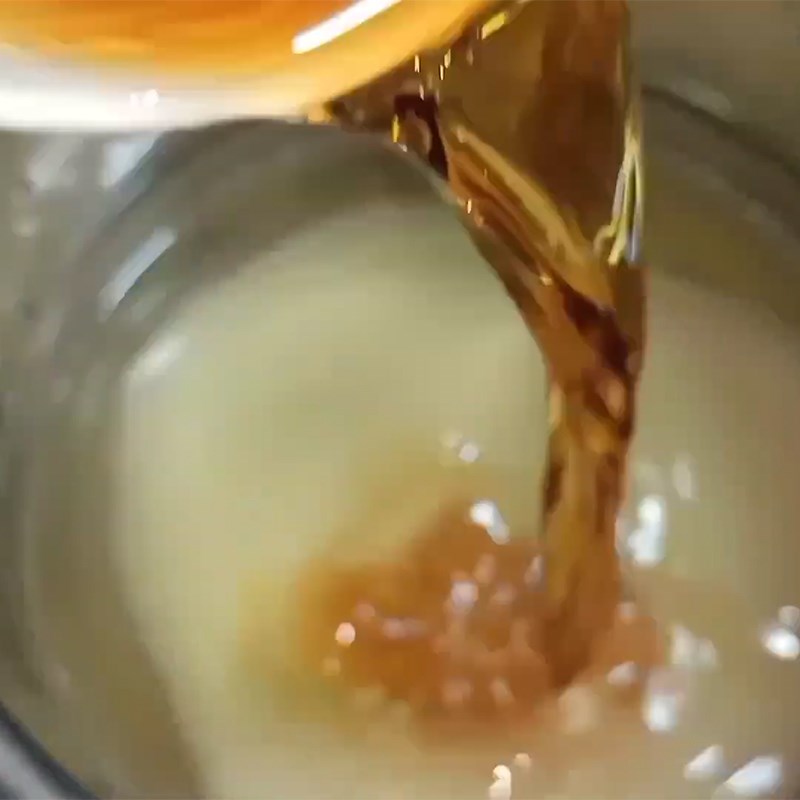 Bước 2 Nấu nước mắm chua ngọt Đu đủ ngâm chua ngọt
