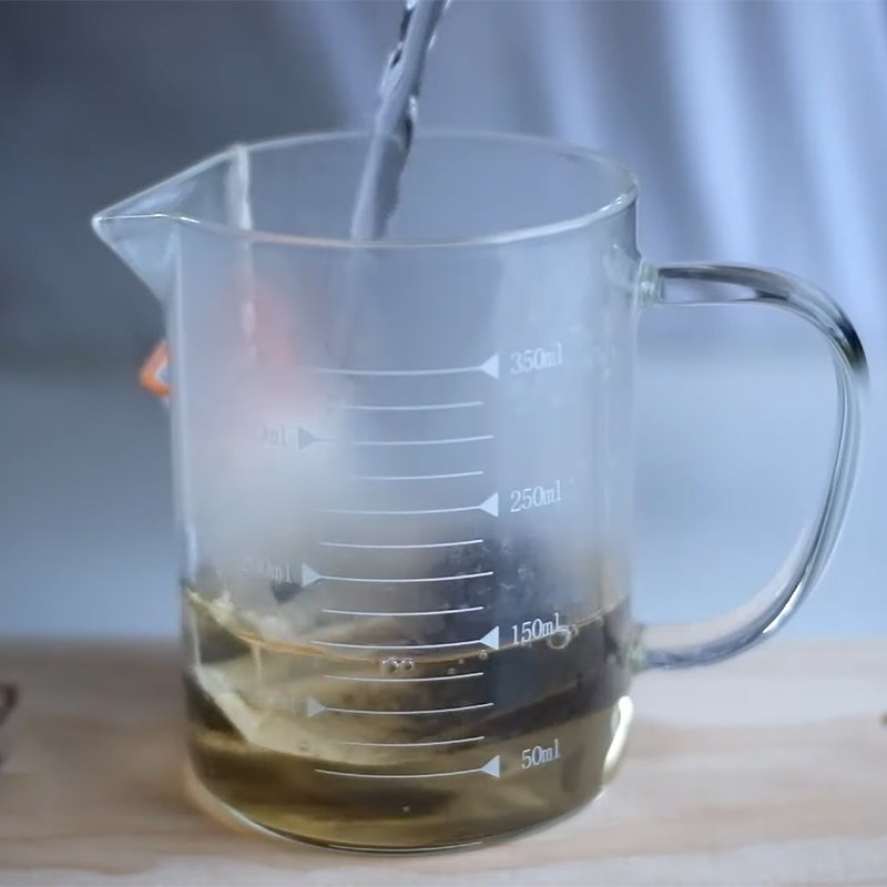 Bước 1 Nấu trà Trà sữa milo