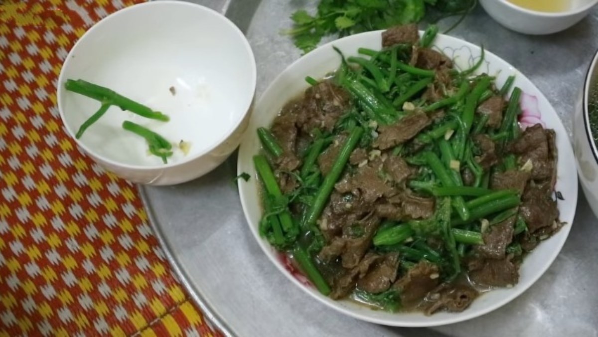 Ngọn su xào thịt bò