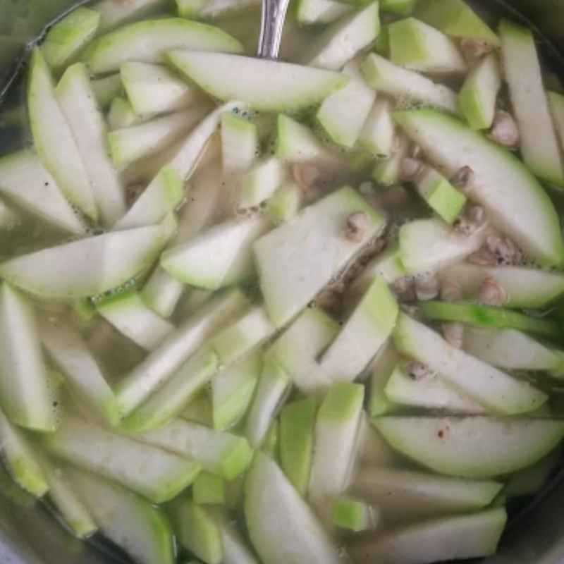 Bước 3 Nấu canh hến với bầu Canh bầu nấu hến