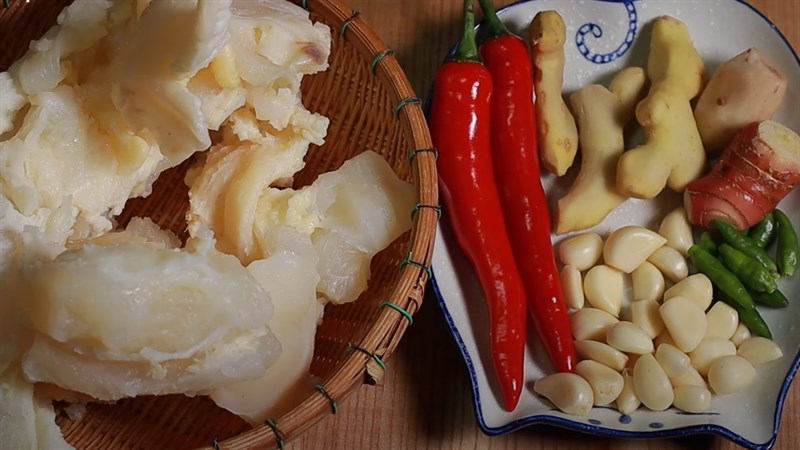 Nguyên liệu món ăn gân bò ngâm mắm