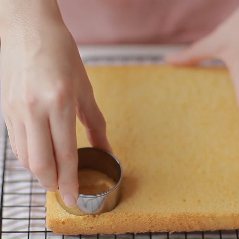 Bước 3 Nướng bánh Bánh mousse việt quất sữa chua