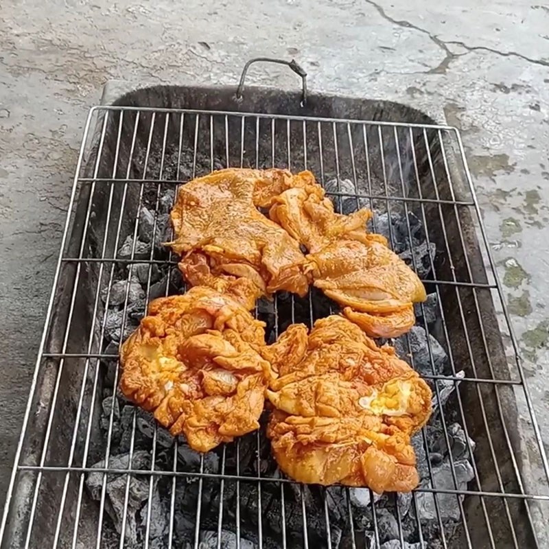 Bước 6 Nướng gà Cơm tấm gà nướng