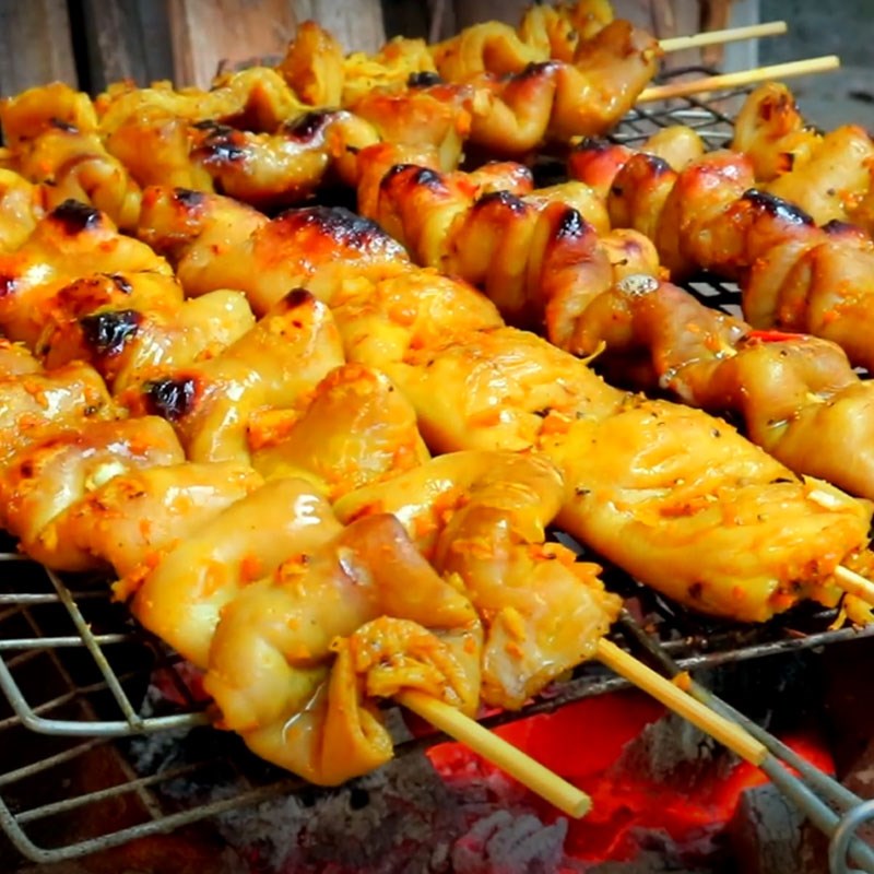 Bước 4 Nướng lòng heo Lòng nướng nghệ