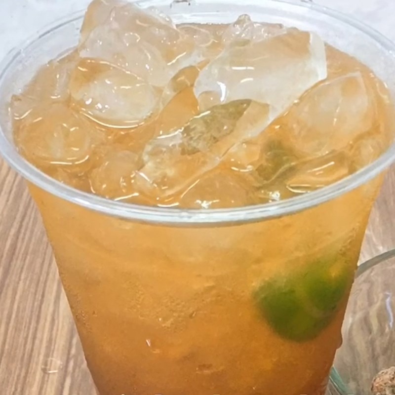 Bước 2 Pha trà tắc Trà tắc xí muội
