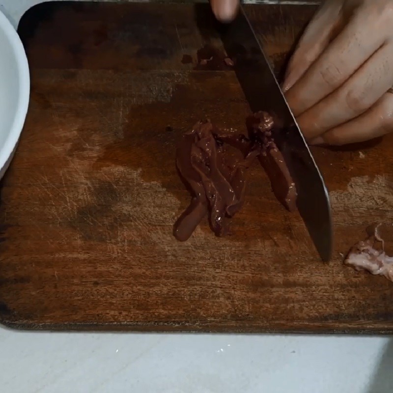 Bước 1 Sơ chế các nguyên liệu Pate gan gà hấp (công thức được chia sẻ từ người dùng)