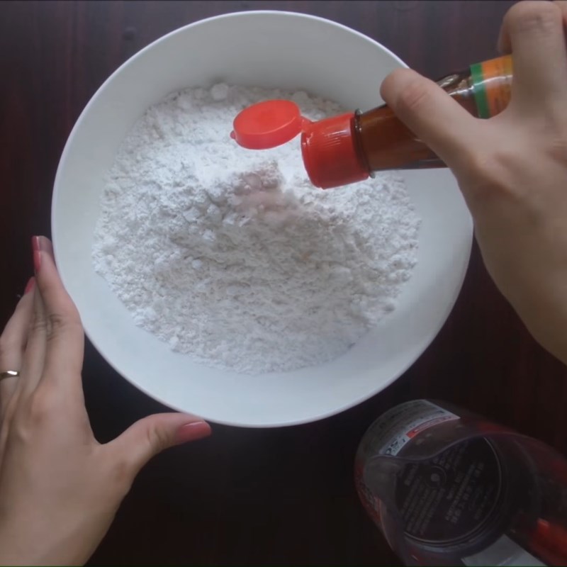 Bước 1 Pha bột Bánh gạo lắc phô mai