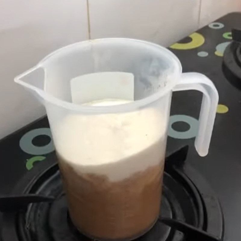 Bước 3 Pha hỗn hợp với nước cốt trà Trà sữa Phúc Long