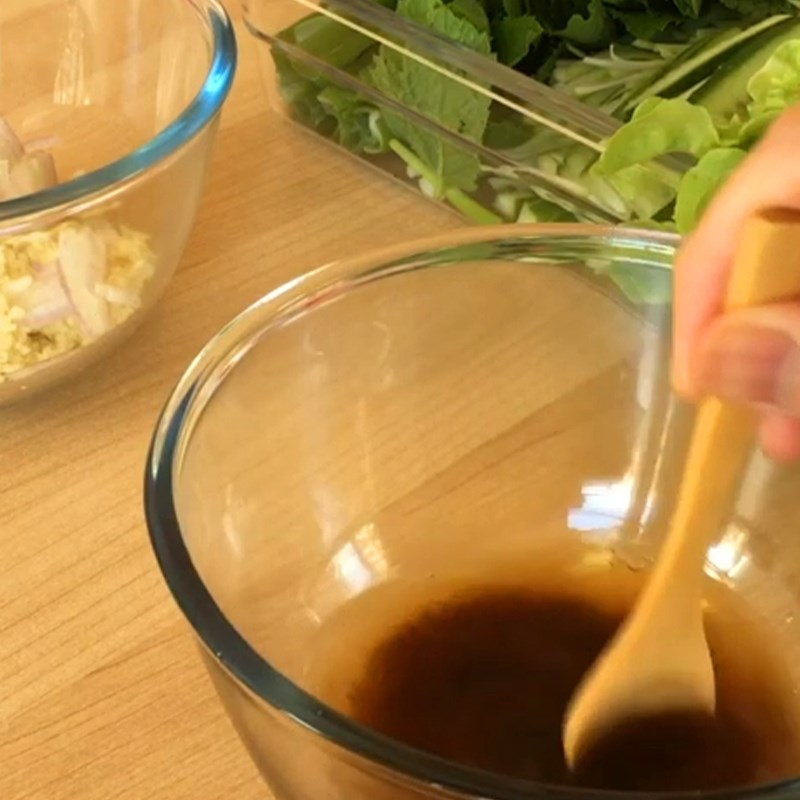 Bước 3 Pha sốt xào Gỏi cuốn bò xào sả