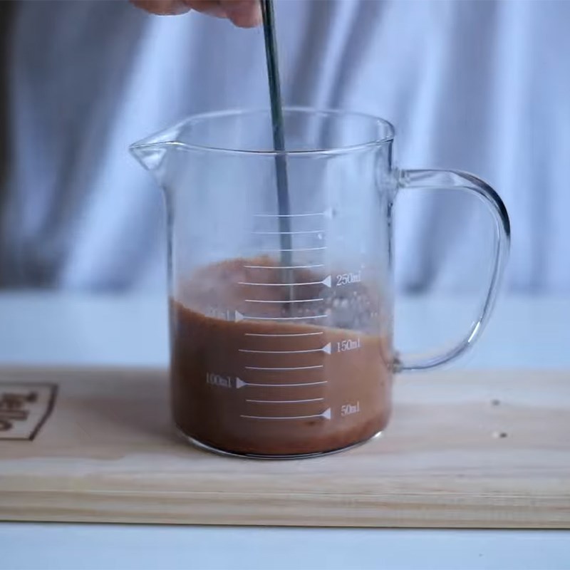 Bước 2 Pha trà sữa milo Trà sữa milo