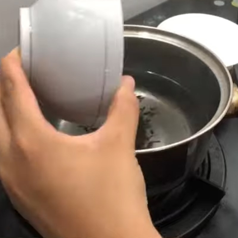 Bước 1 Pha, ủ trà Trà sữa Phúc Long