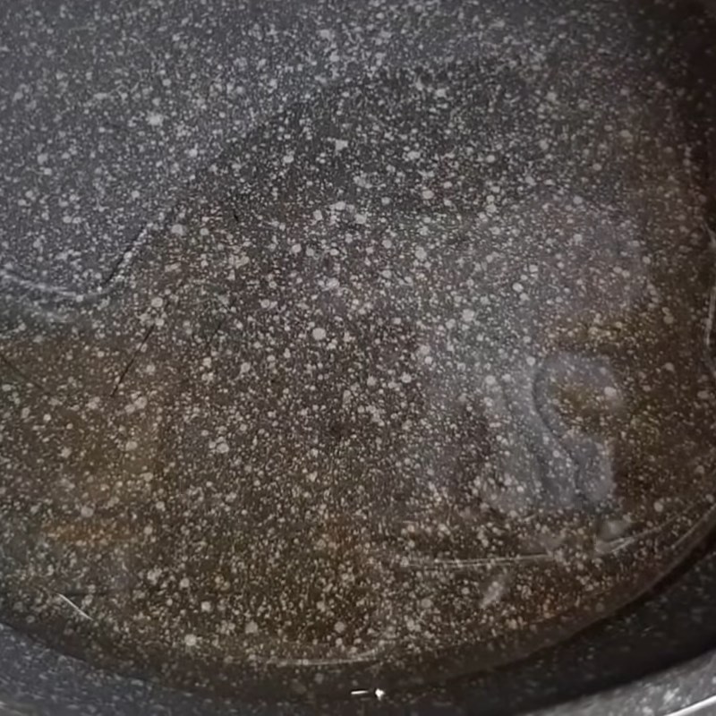Bước 3 Phi dầu hành Chả lụa tàu hũ ky tươi