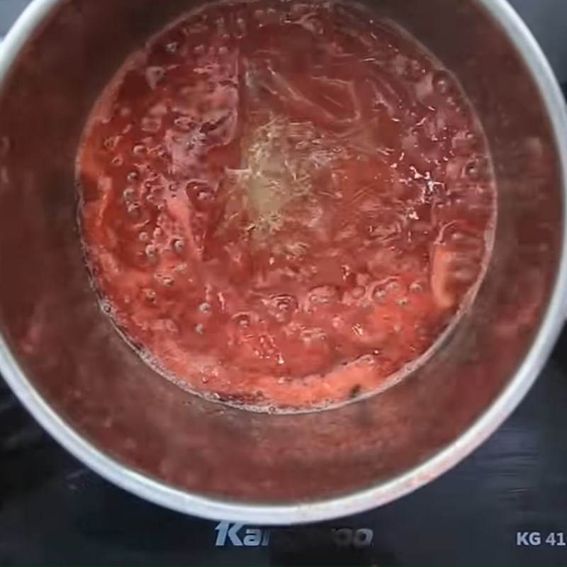 Bước 3 Sên mứt dâu tây Pudding sữa chua dâu tây