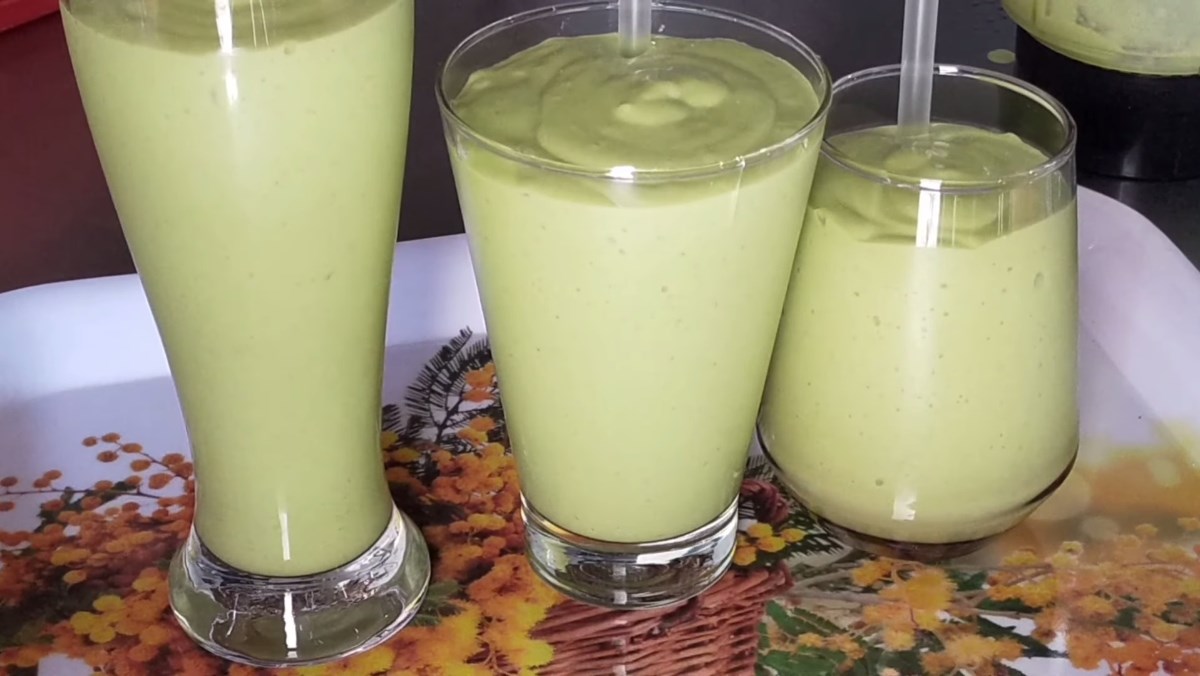 Sinh tố bơ sữa dừa