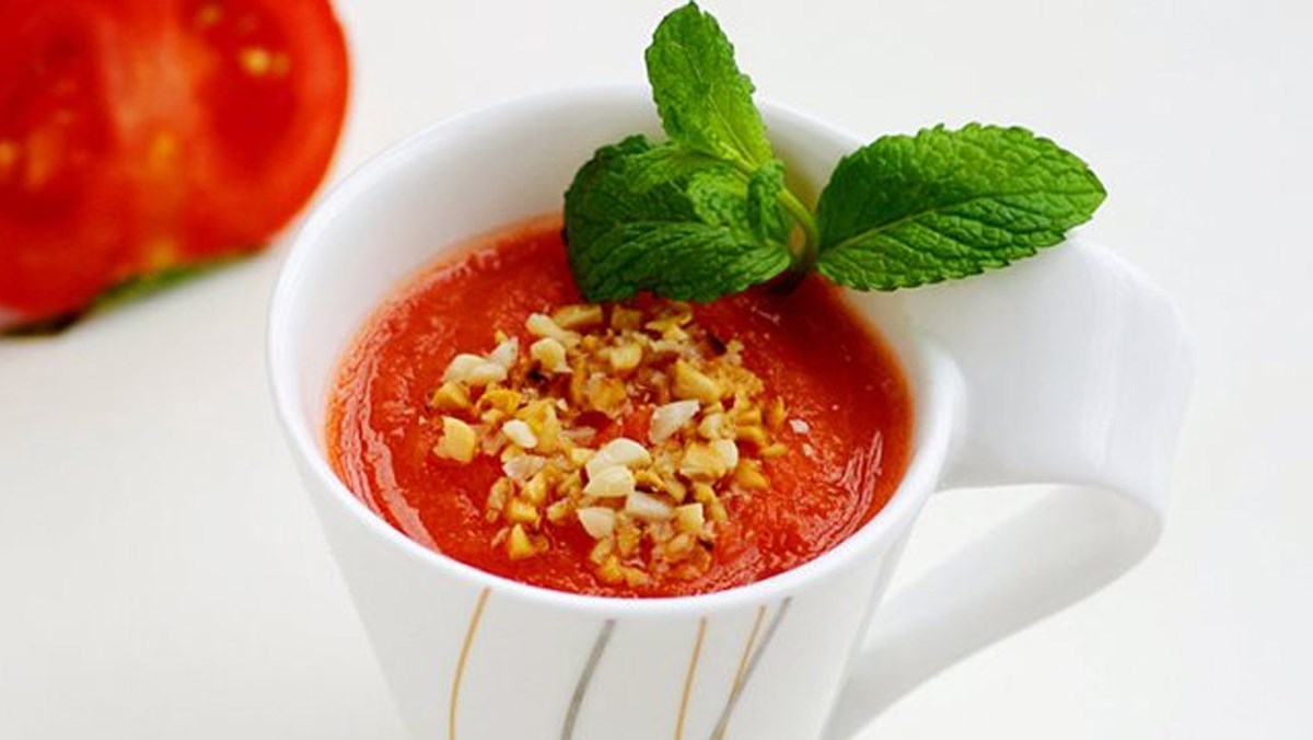 Sinh tố cà chua cà rốt
