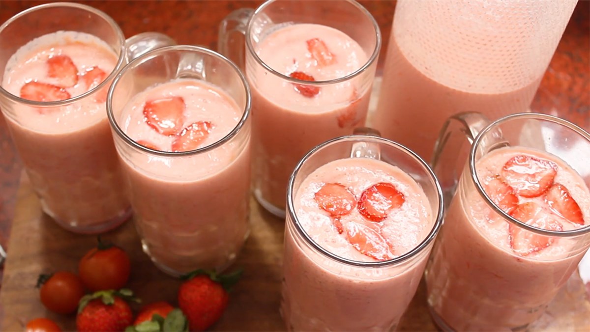 Sinh tố cà chua dâu tây