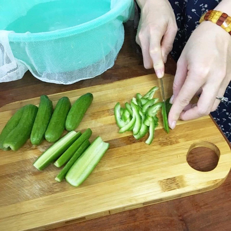Bước 1 Sơ chế các nguyên liệu Dưa mắm đu đủ chay