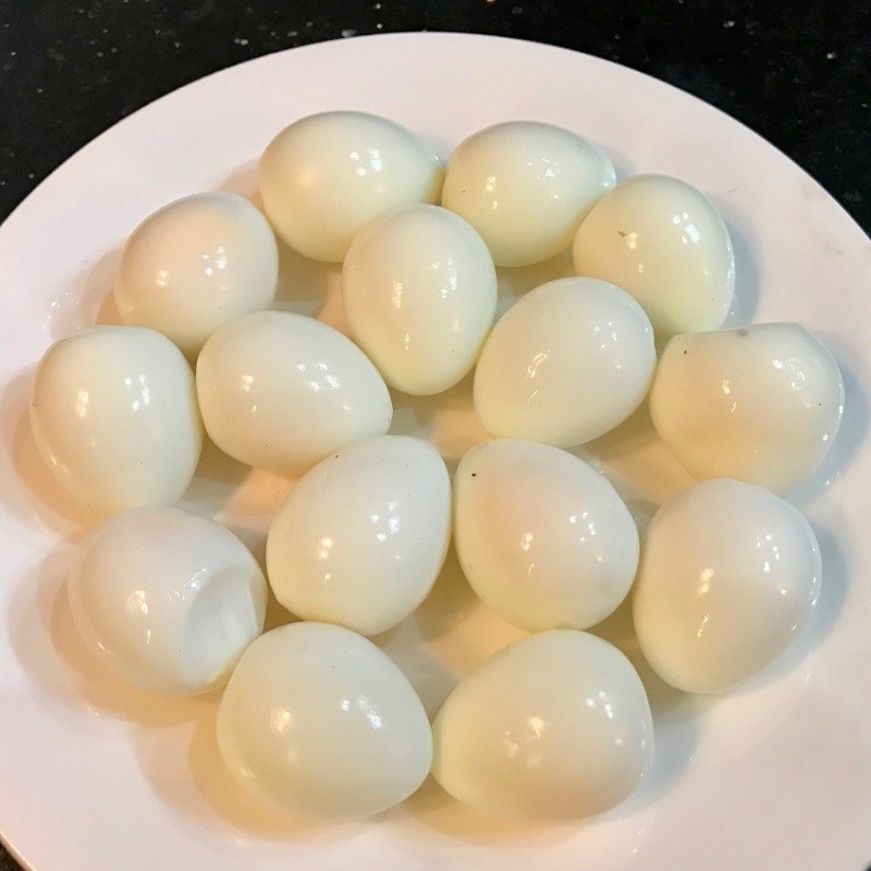 Bước 2 Sơ chế các nguyên liệu khác Nui sườn heo thịt viên