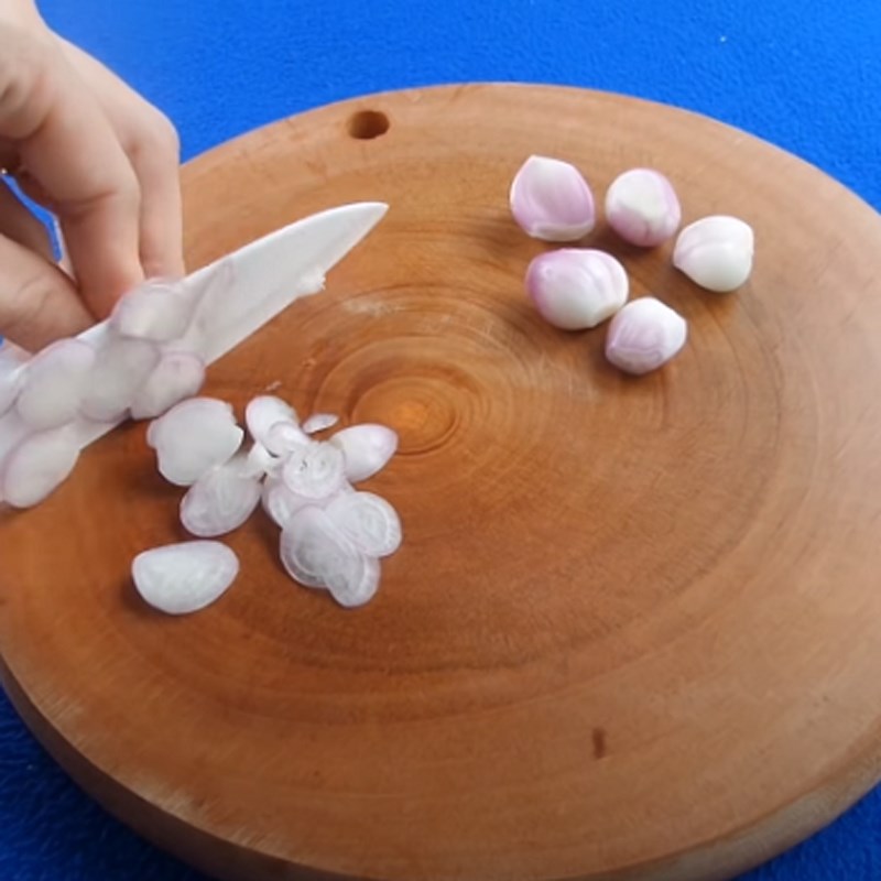 Bước 2 Sơ chế các nguyên liệu khác Bánh canh gà