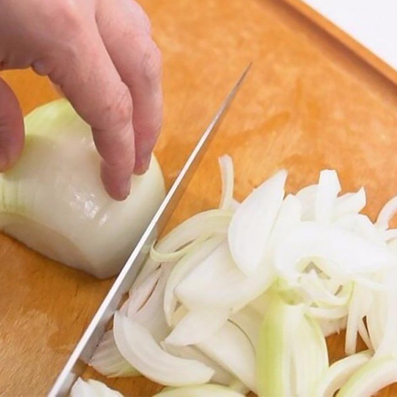 Bước 2 Sơ chế các nguyên liệu khác Cá chép hấp gừng