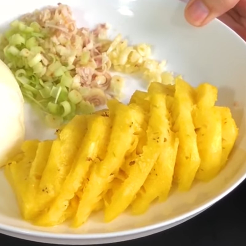 Bước 2 Sơ chế các nguyên liệu khác Lẩu bò nhúng mẻ