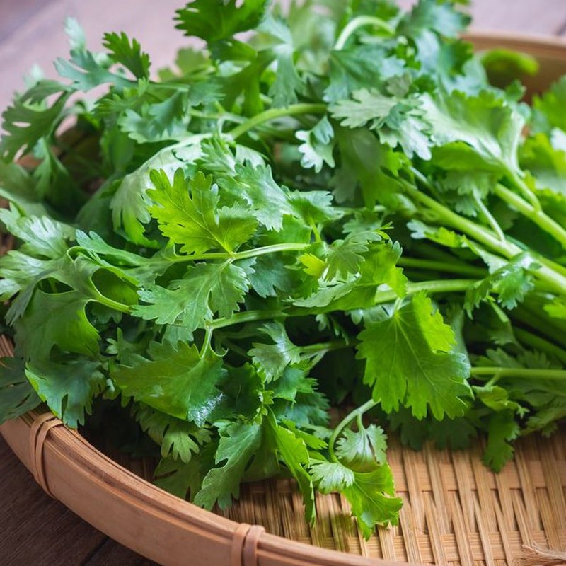 Bước 2 Sơ chế các nguyên liệu khác Bún bò Huế