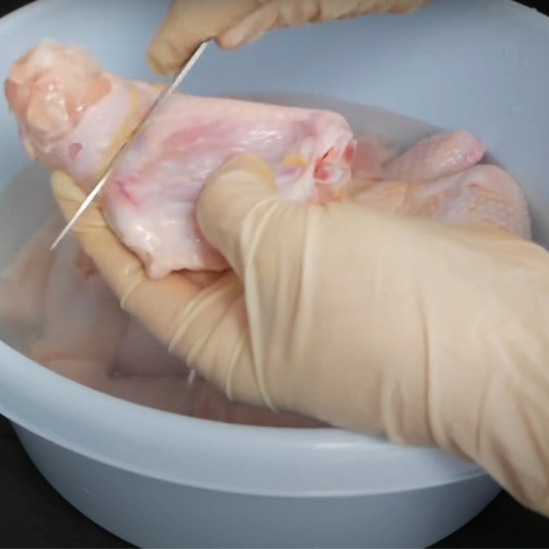 Bước 1 Sơ chế cánh gà Cánh gà nướng mật ong
