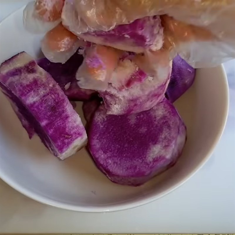 Bước 1 Sơ chế khoai mỡ Bánh canh khoai mỡ chay