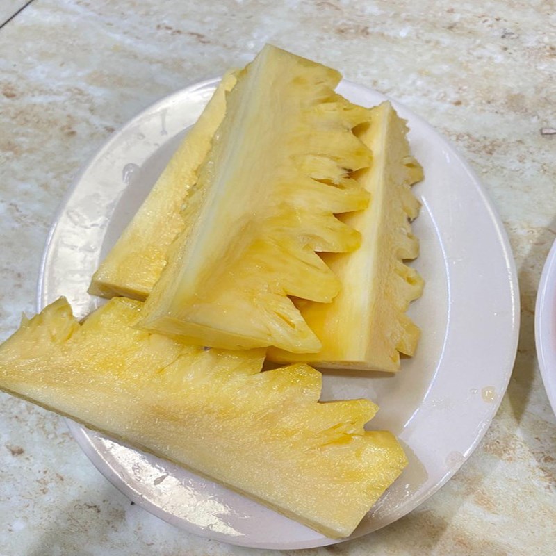 Bước 1 Sơ chế nguyên liệu Nước ép dứa ổi