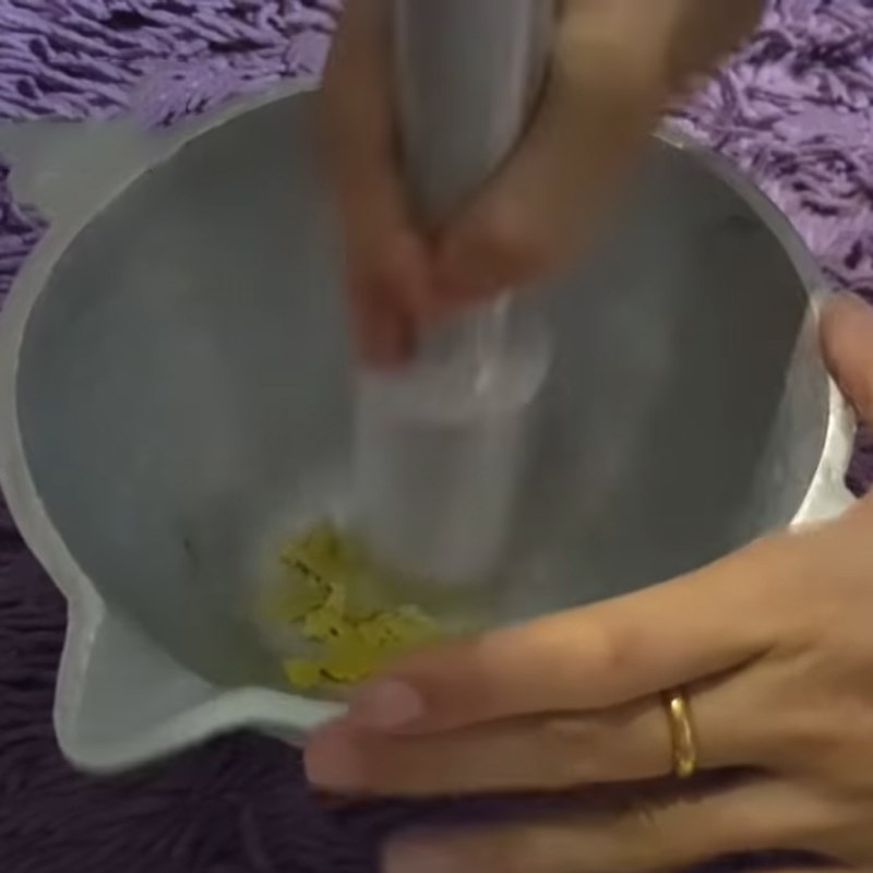 Bước 1 Sơ chế nguyên liệu Siro húng quất (tắc) đường phèn diếp cá