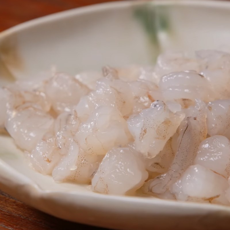 Bước 1 Sơ chế nguyên liệu Bánh khoai môn kén nhân tôm thịt