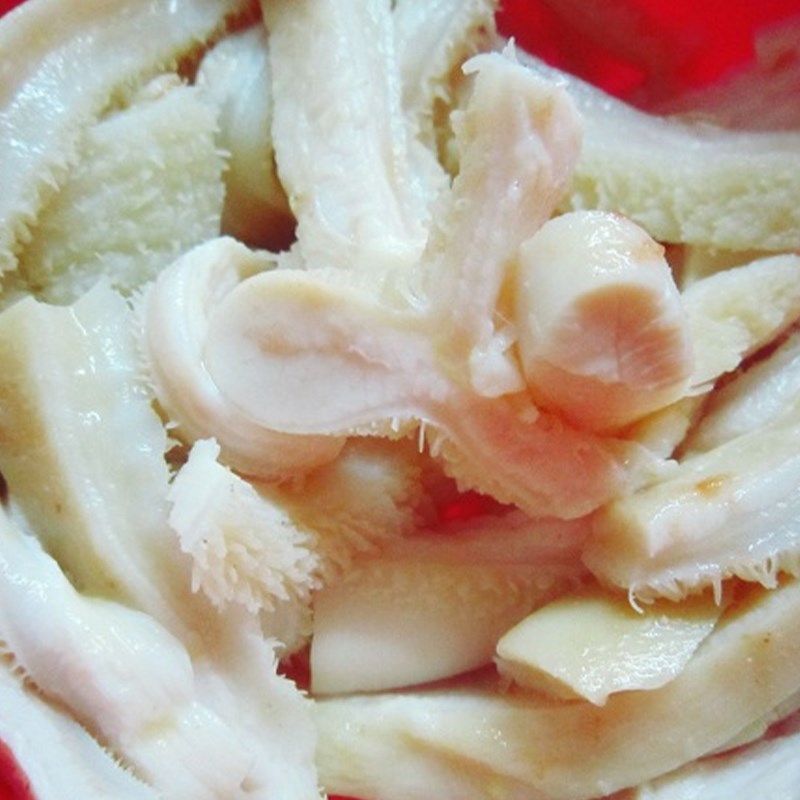 Bước 1 Sơ chế nguyên liệu Lòng bò xào dứa