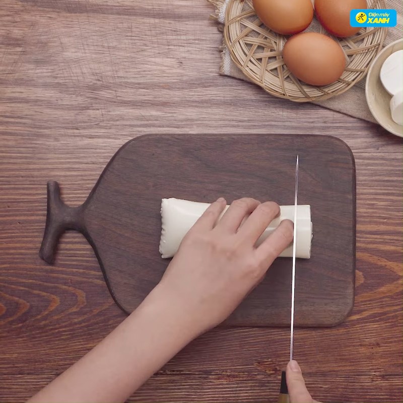 Bước 1 Sơ chế nguyên liệu Đậu hũ non sốt cà chua