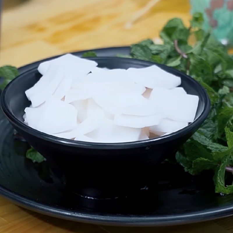 Bước 1 Sơ chế nguyên liệu Sinh tố dừa