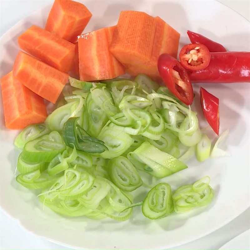 Bước 1 Sơ chế nguyên liệu Đậu hũ kho sườn chay