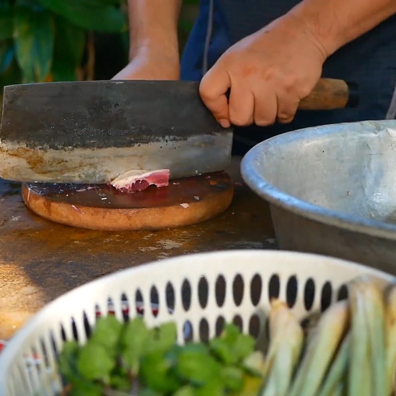 Bước 1 Sơ chế thịt vịt Bún vịt nướng