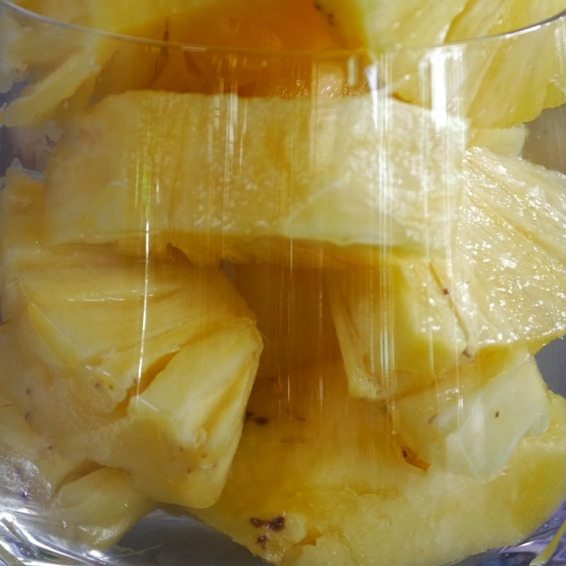 Bước 1 Sơ chế dứa (thơm) Sinh tố dứa (thơm)